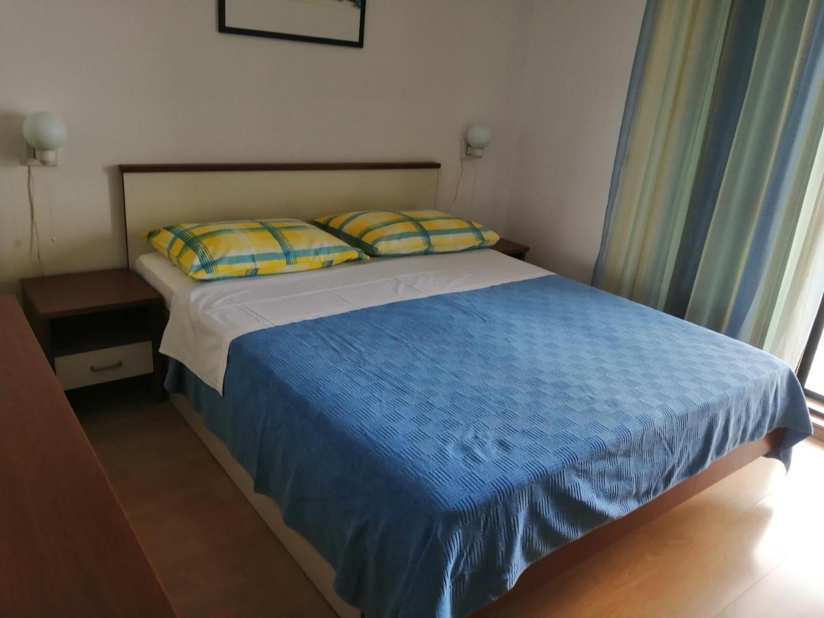Apartmani Grgo Zivogosce Luaran gambar